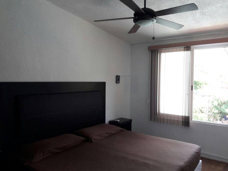 Cozy Townhouse In Great Location Appartamento Cancún Esterno foto